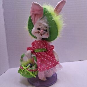 2015 Annalee 9" Easter Parade Girl Bunny Polka Dot Dress Easter Basket Fuzzy Hat